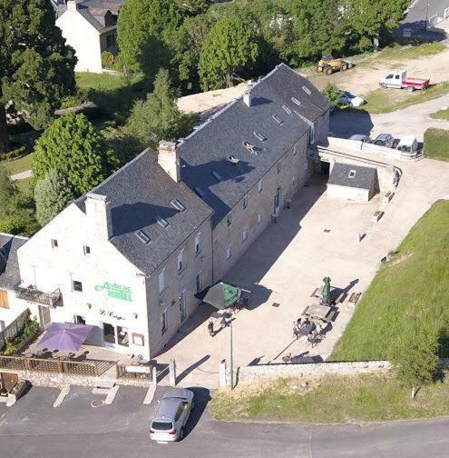 Отель La Ferme De L'Aubrac Омон-Обрак Экстерьер фото